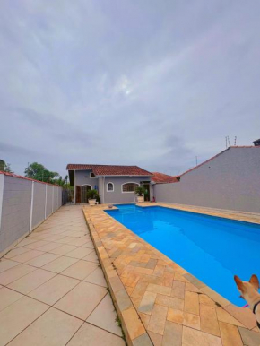 Casa com Piscina Itanhaém